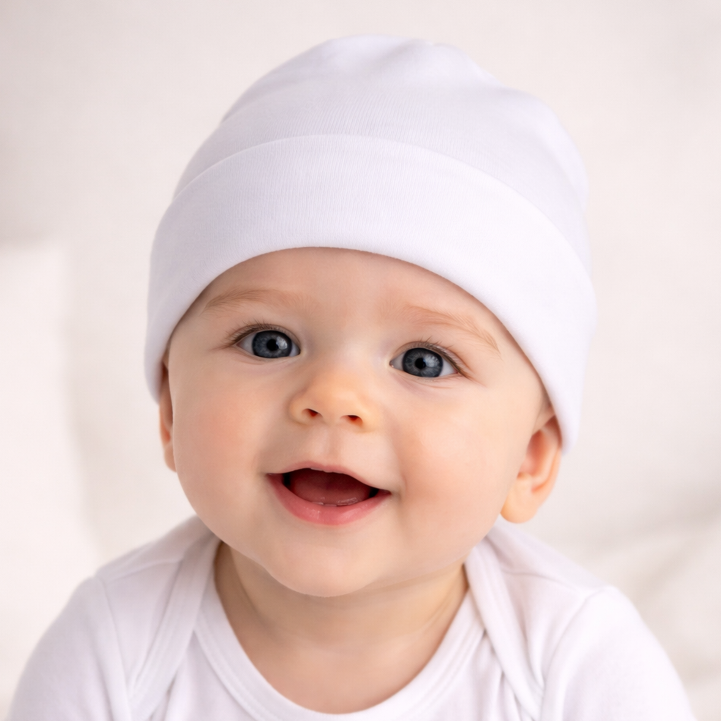 Beanie - White 5 Pack round