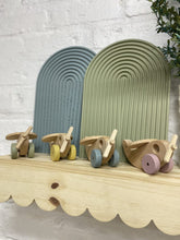 Load image into Gallery viewer, Airplane Wheely - Teal