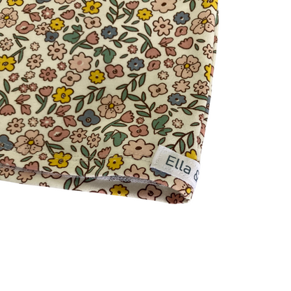 T-Shirt - Pretty in Floral