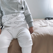 Load image into Gallery viewer, Comfort Block Sweater - Ella and Jo
