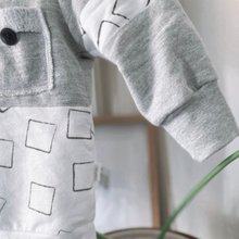 Load image into Gallery viewer, Sweater - Comfort Block
