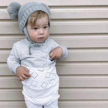 Load image into Gallery viewer, Sweater - Comfort Block
