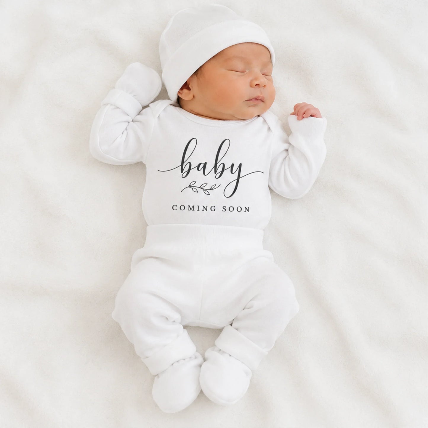 Baby Gift Box - Baby coming soon - White